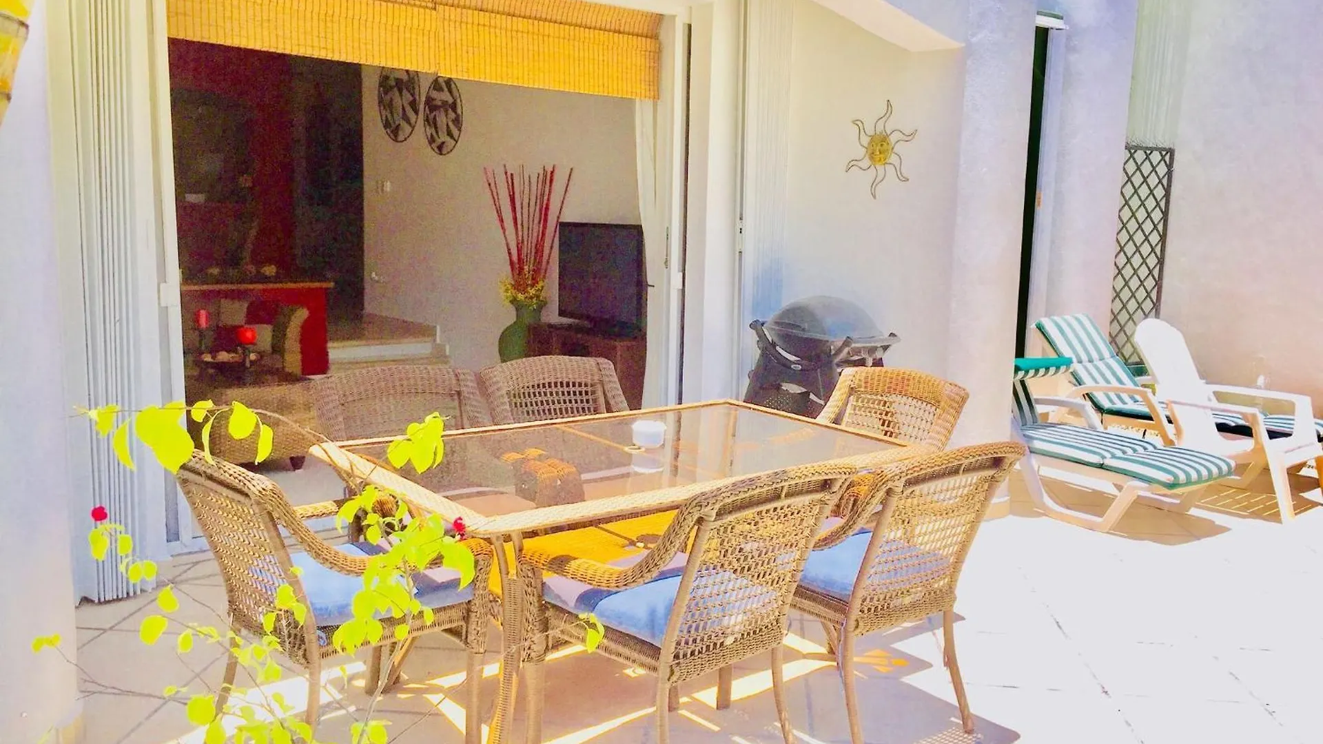 *** 招待所 Deluxe Budget Balcony Room With Swimming Pool Air Conditioning And Parking 普拉亚卡门 墨西哥